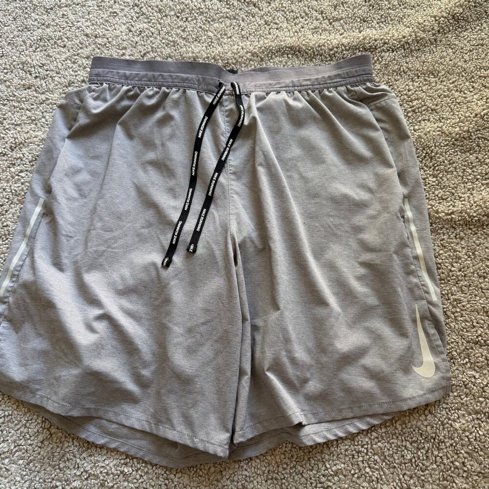 Nike Men’s Flex Stride 7” Brief-Lined Running Shorts Gray Size M